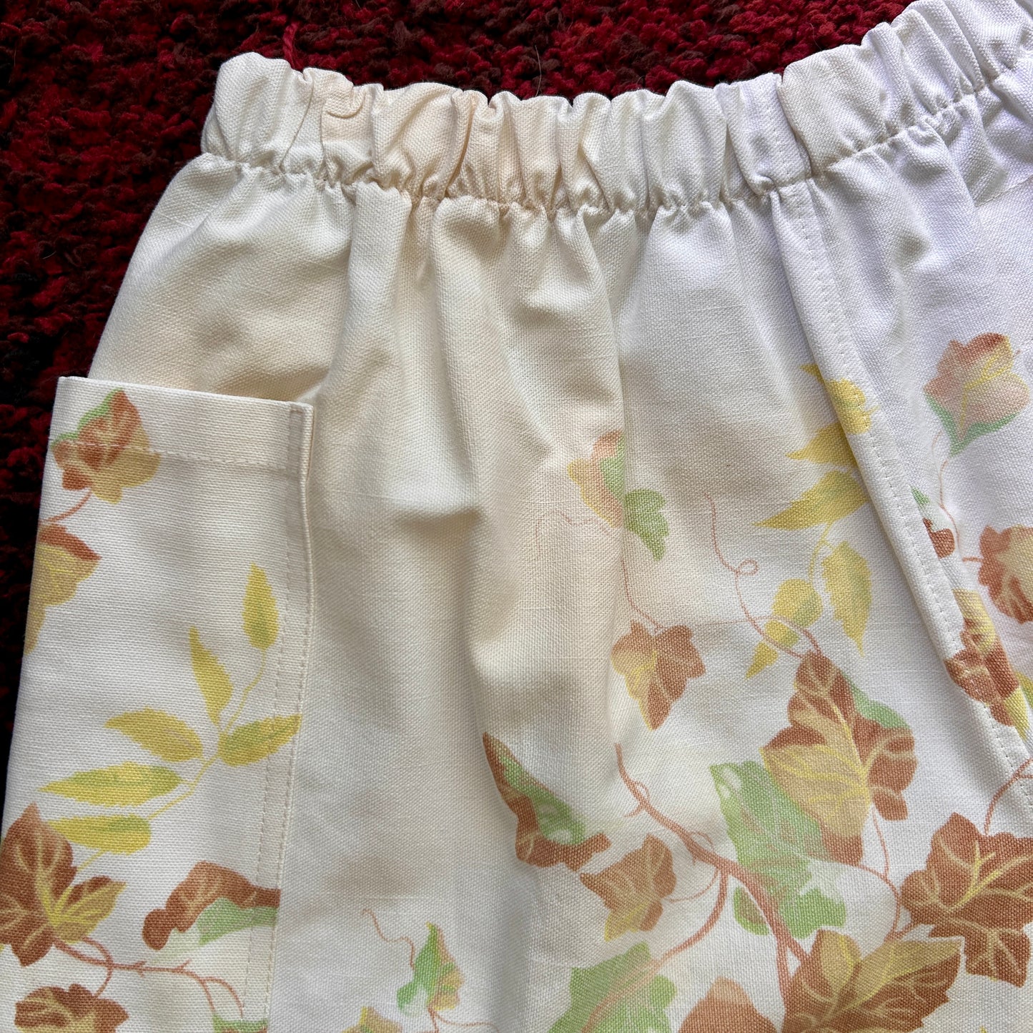 VINES SHORTS S STAINED