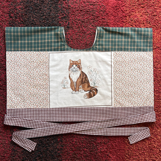 GREEN EYED KITTY WRAP TOP