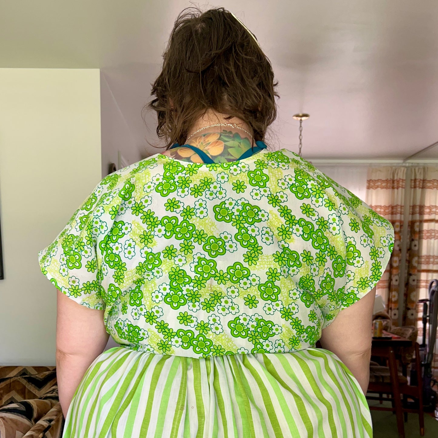 GREEN