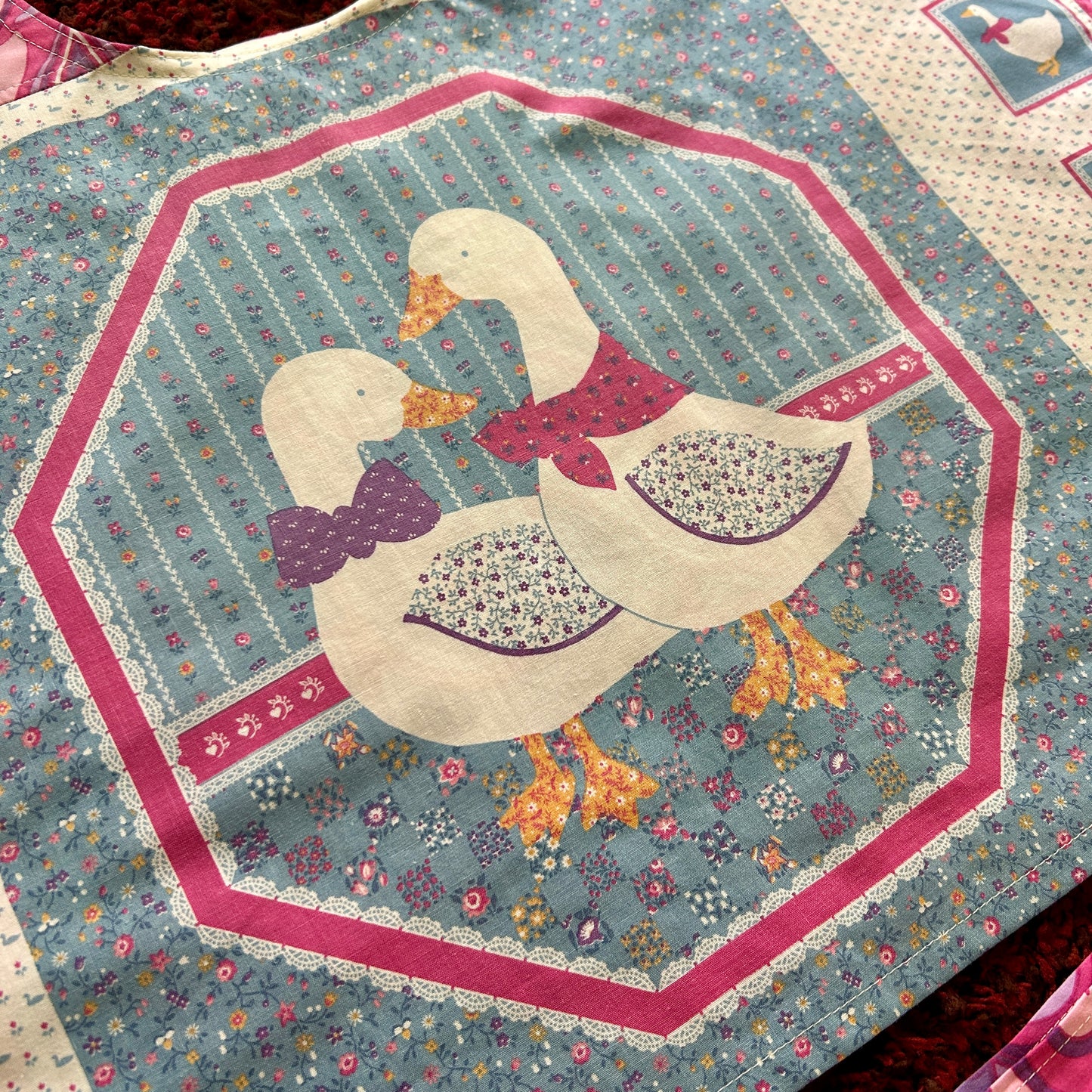 PINK PORCH GEESE SET S1