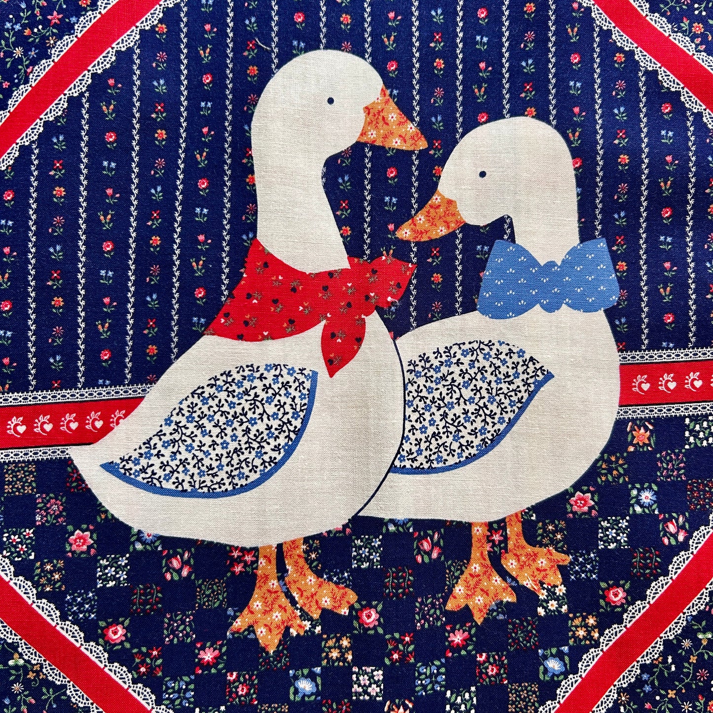 GEESE WRAP TOP