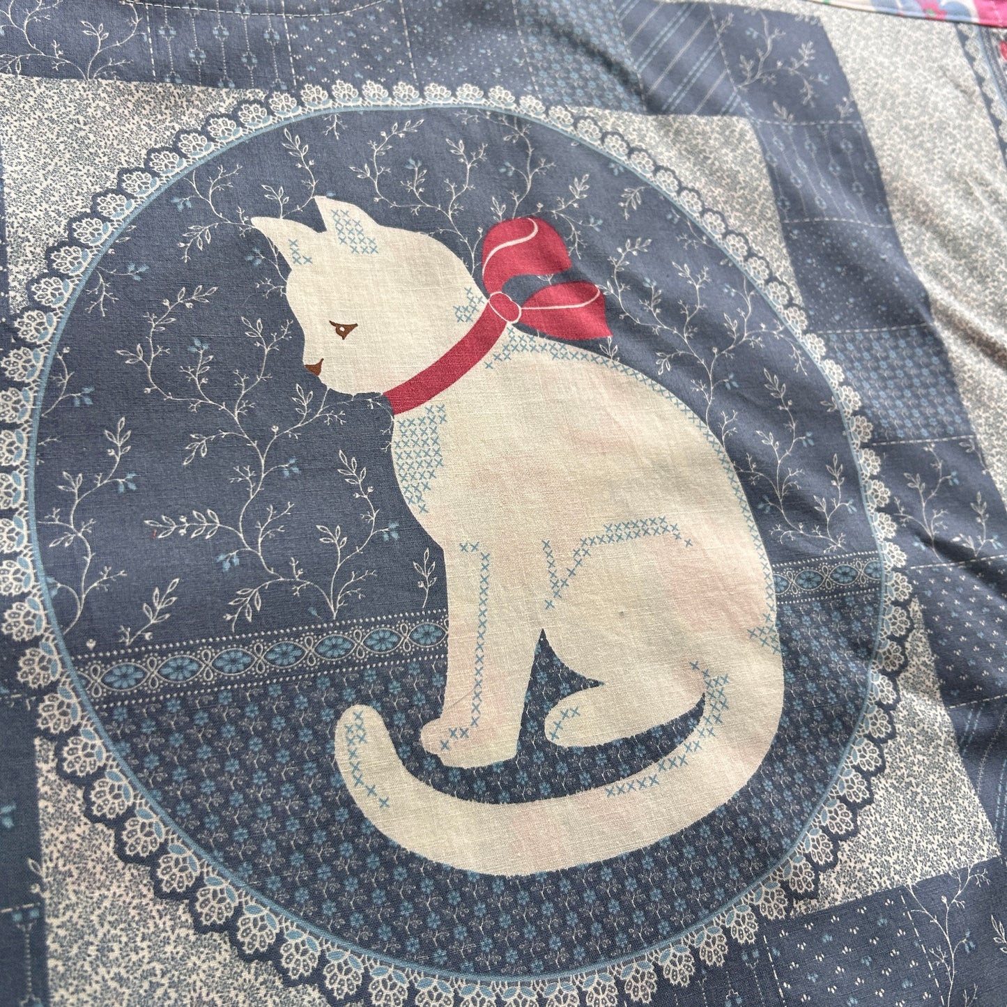 KITTY WRAP TOP