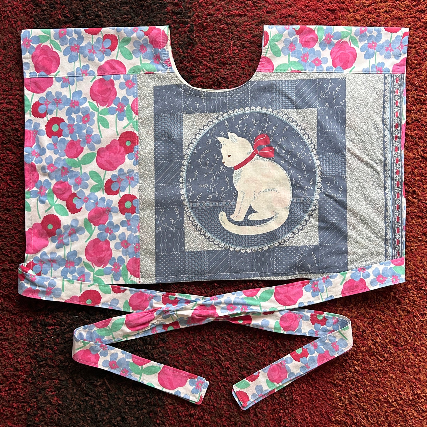 KITTY WRAP TOP