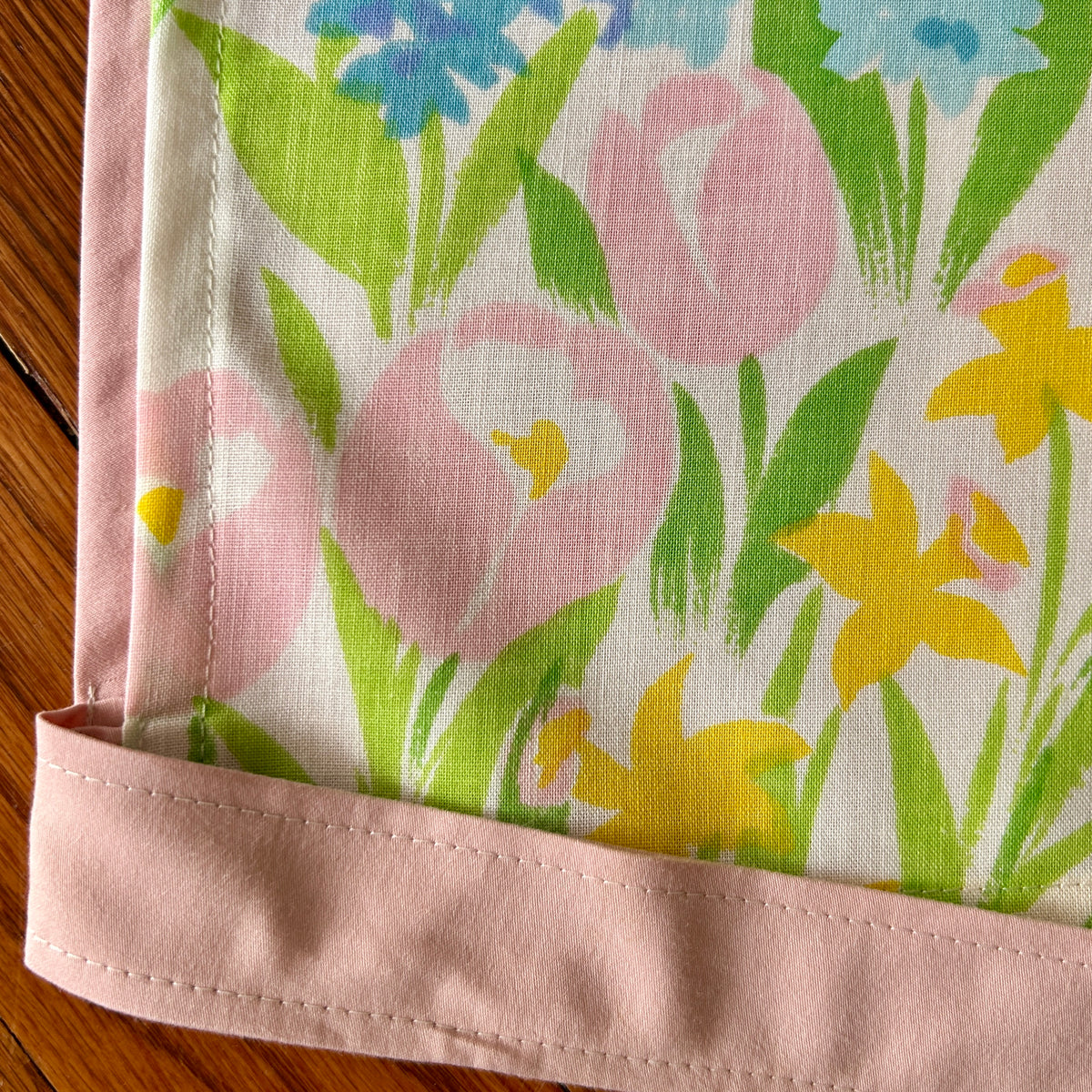 FLOWERS S1