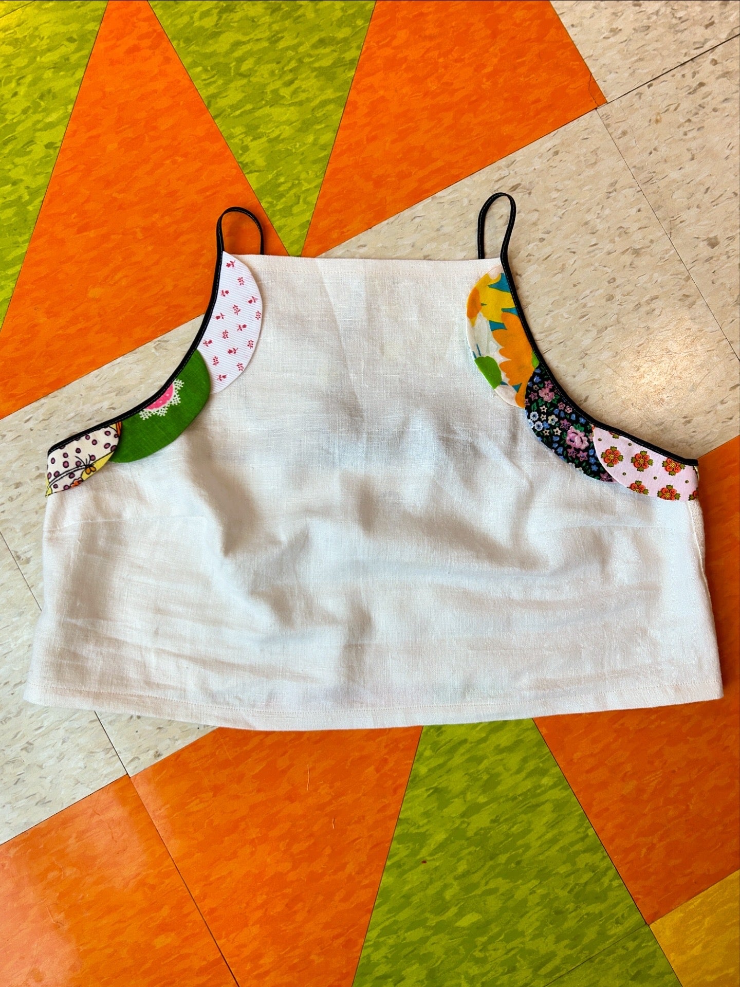 SCALLOPED LG