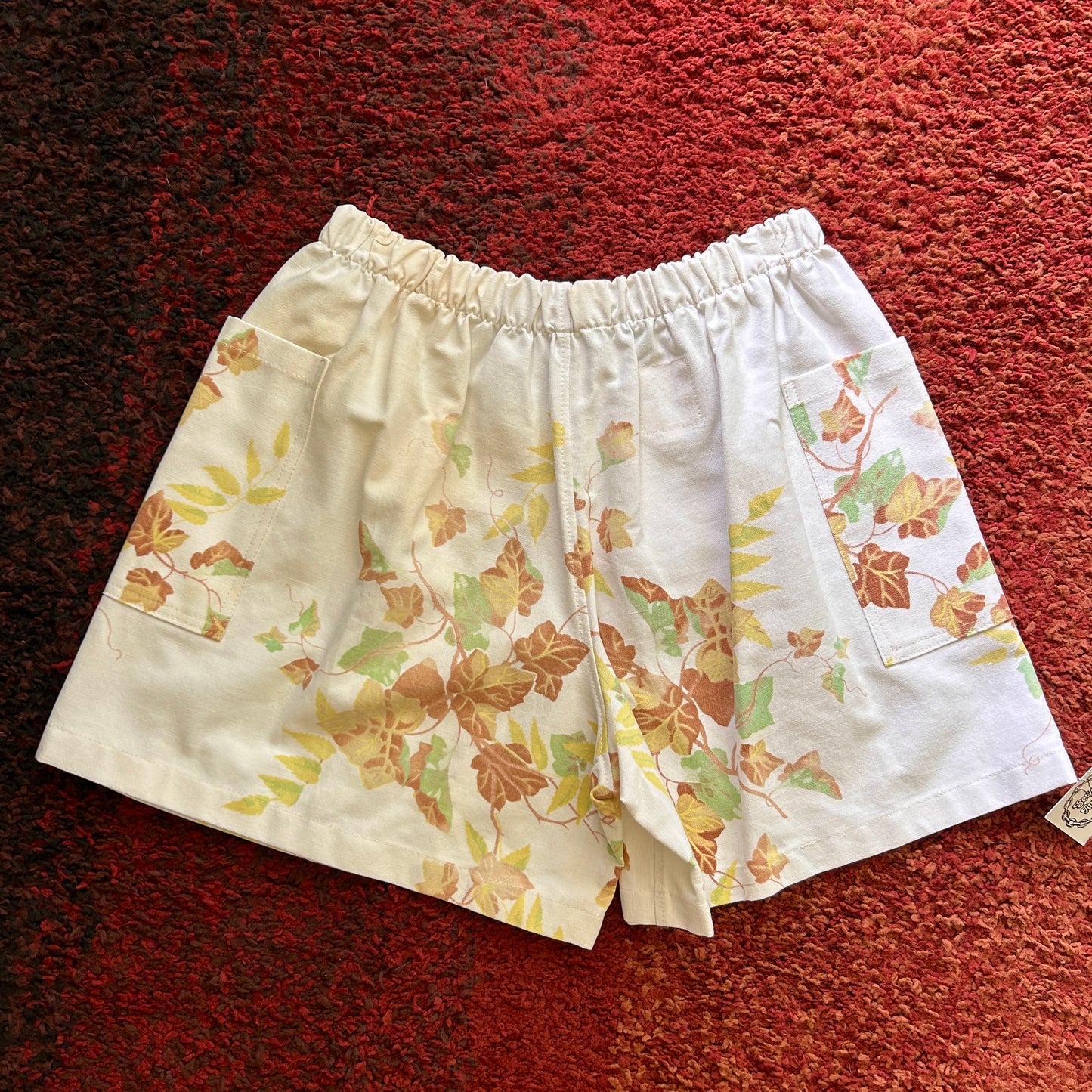 VINES SHORTS S STAINED